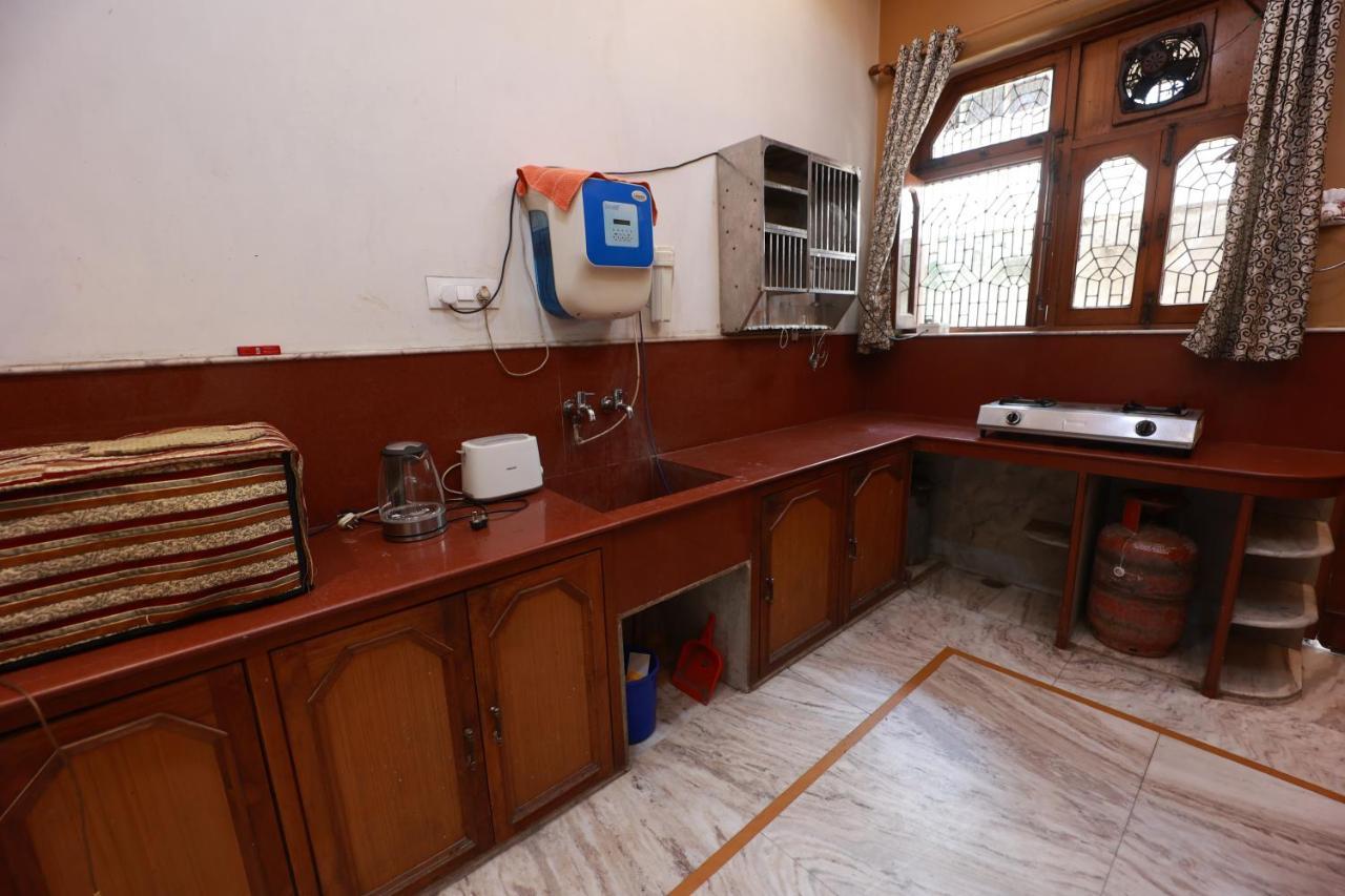 Kapoor Sahab Homestay : It'S A Home Away From Home. Varanasi Exterior photo